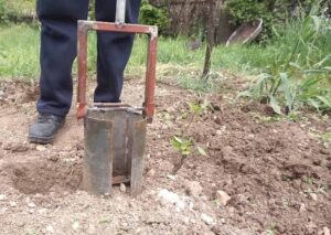 Приспособа для высадки рассады капусты в грунт Приспособа для высадки рассады капусты в грунт