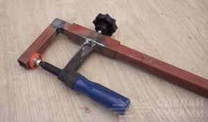 Распиловочный станок из болгарки: как сделать своими руками Распиловочный станок из болгарки: как сделать своими руками