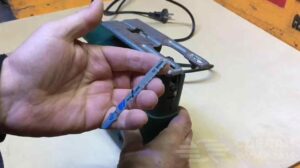 Самодельная струбцина из металлической полосы Самодельная струбцина из металлической полосы