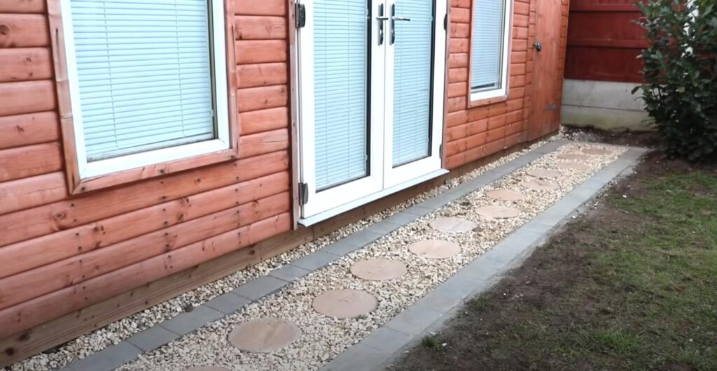 Как сделать садовую дорожку на участке